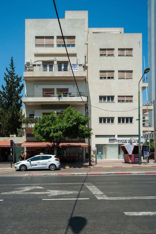 Charming 2Bd Apt W/ Balcony By Sea N' Rent Tel Aviv Ruang foto