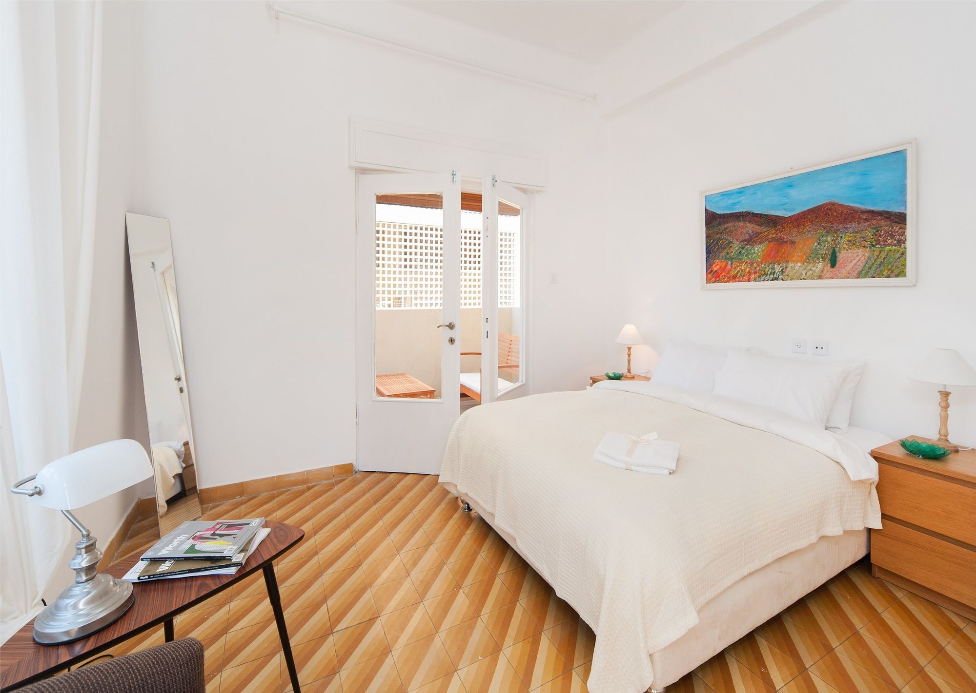 Charming 2Bd Apt W/ Balcony By Sea N' Rent Tel Aviv Bagian luar foto